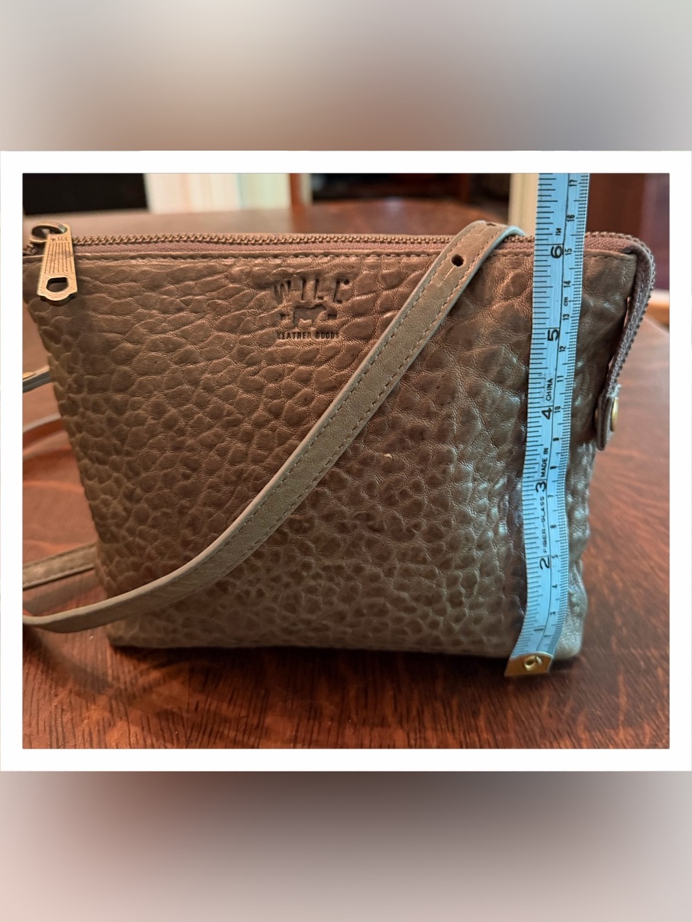 Will Leather Goods Brown Pebbled Crossbody Bag Zip Lined Pockets Gold HW